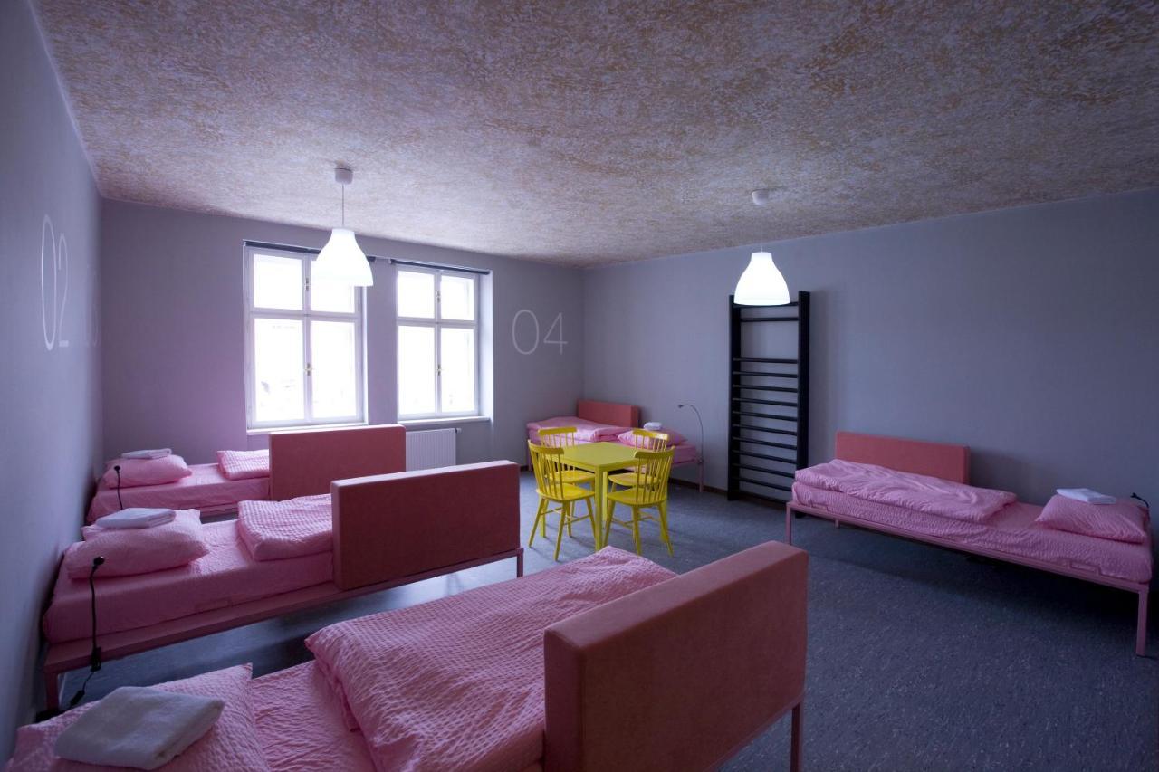 Hostel U Zlateho Kohouta 크로메르지 외부 사진