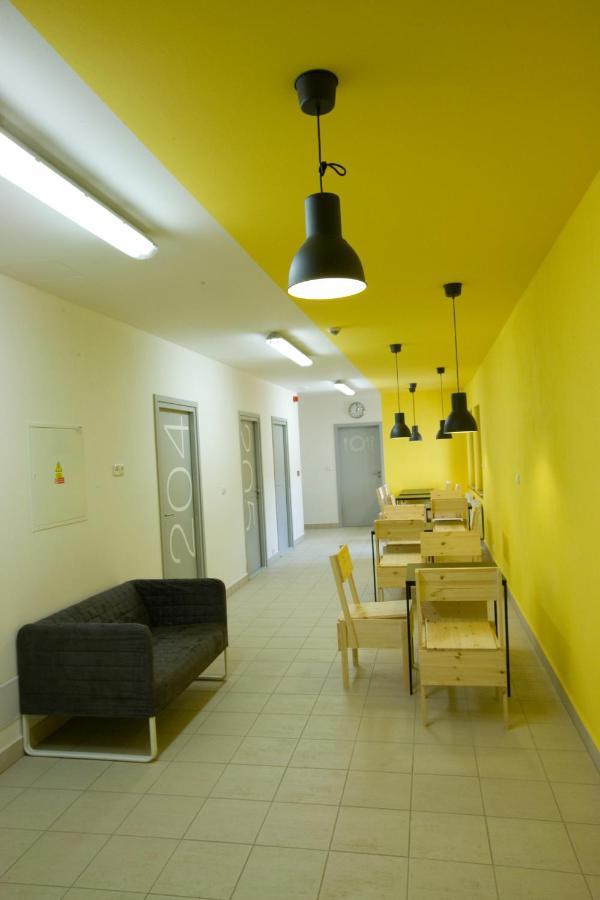 Hostel U Zlateho Kohouta 크로메르지 외부 사진